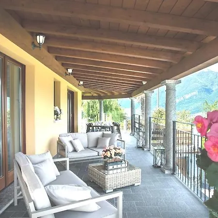 Charming House - - View Вилла